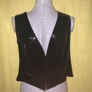 Cache Sequin Vest